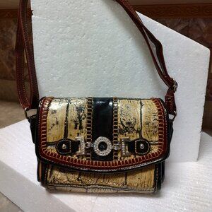 HANDMADE LEATHER CROSS BODY BAG